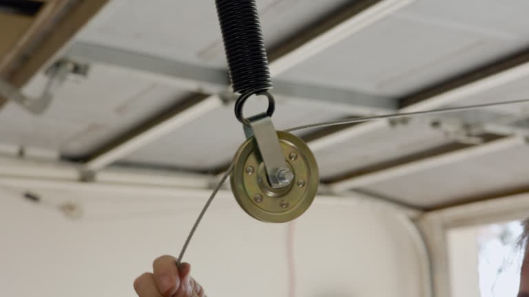 Skilled Professionals at Garage Door Doctor Repair