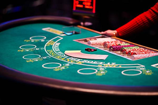 Discover Live Dealer Games on คาลิโน for Interactive Casino Play