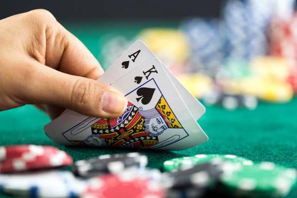 Comparing Live Dealer Options on the best online casino sites Singapore